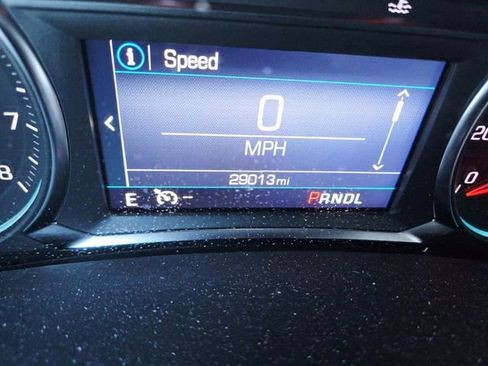 Used 2023 Chevrolet Equinox LT image 18