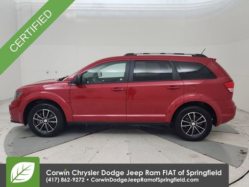 Used 2017 Dodge Journey SE w/ Flexible Seating Group image 5