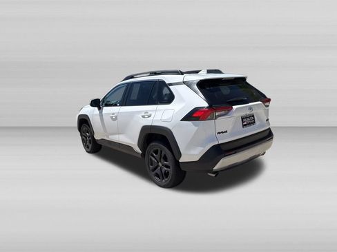 Used 2024 Toyota RAV4 Adventure AWD/4WD image 8