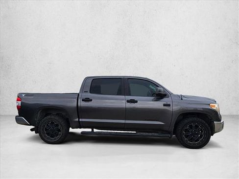 Used 2017 Toyota Tundra SR5 RWD image 4