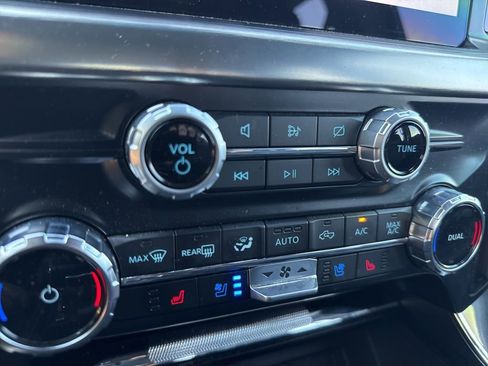Used 2023 Ford F150 Lariat w/ Equipment Group 502A High AWD/4WD image 19