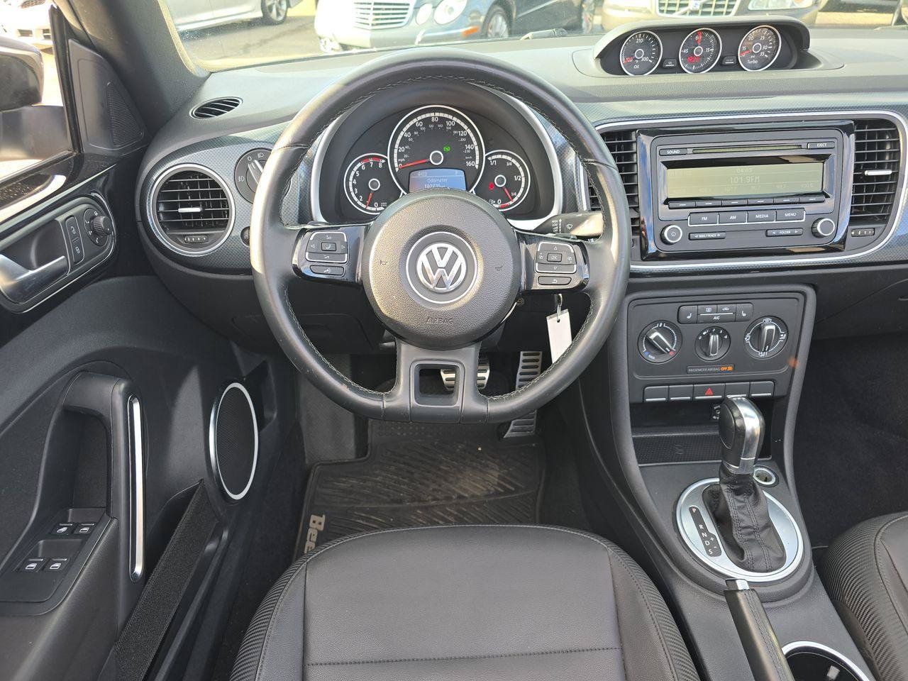 Used 2014 Volkswagen Beetle R-Line FWD image 5