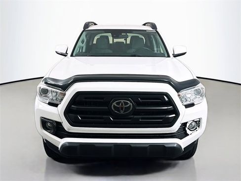 Used 2019 Toyota Tacoma SR w/ SR Convenience Package image 2