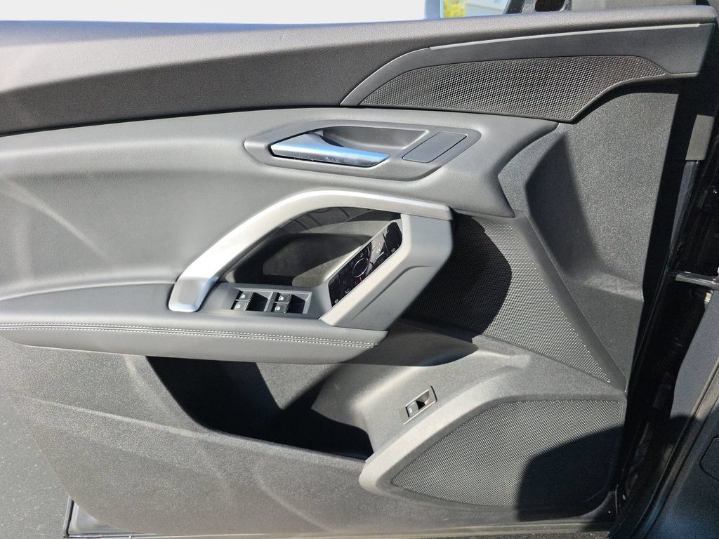 New 2026 Audi Q5 Premium AWD/4WD image 18