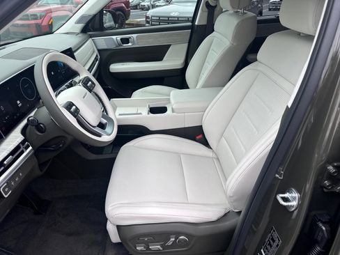 New 2025 Hyundai Santa Fe Calligraphy image 10