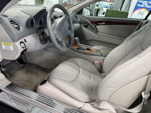 Used 2007 Mercedes-Benz SL 550 image 11
