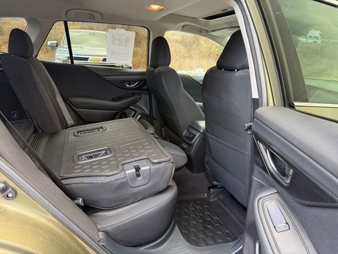 Used 2020 Subaru Outback Premium image 31