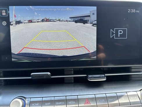 Used 2024 Hyundai Kona SEL FWD image 25