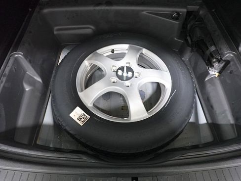 Used 2022 Jeep Grand Cherokee Laredo w/ Luxury Tech Group I image 27