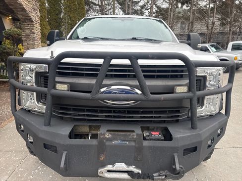 Used 2019 Ford F250 XL w/ XL Value Package image 8