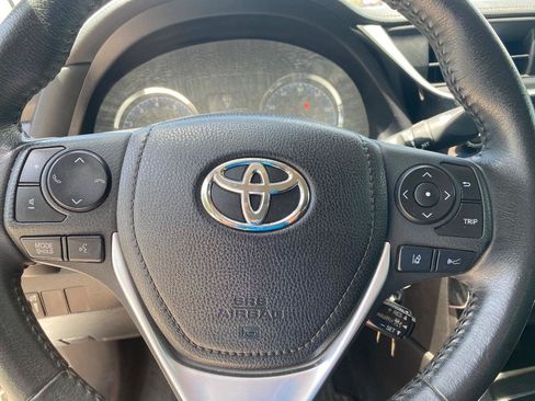 Used 2019 Toyota Corolla SE FWD image 35