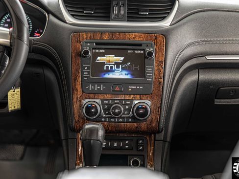 Used 2013 Chevrolet Traverse LT AWD/4WD image 29