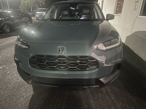 Used 2025 Honda HR-V LX image 2