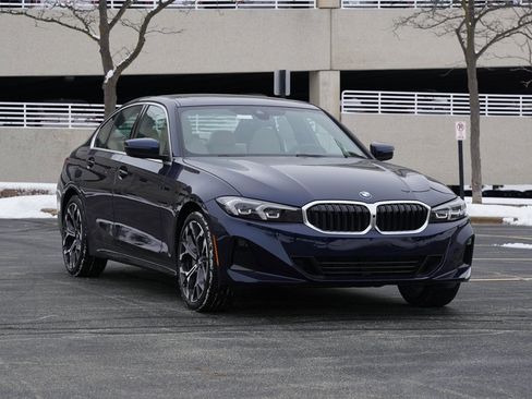 Used 2026 BMW 330i xDrive Sedan w/ Premium Package image 1