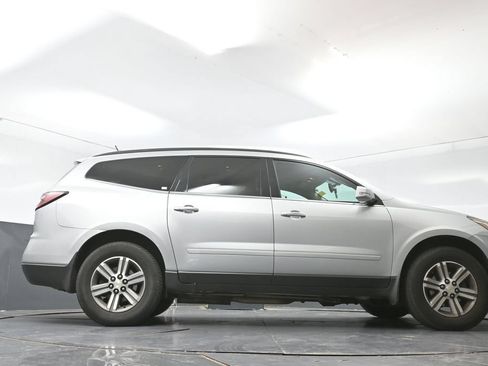Used 2015 Chevrolet Traverse LT FWD image 22