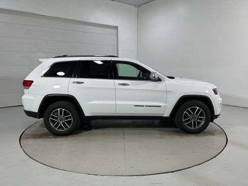 Used 2020 Jeep Grand Cherokee Limited w/ Premium Lighting Group AWD/4WD image 40