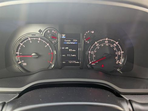 Certified 2024 Toyota 4Runner SR5 Premium image 18