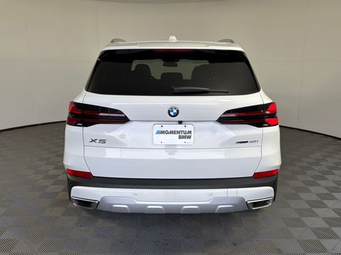 Used 2026 BMW X5 sDrive40i w/ Climate Comfort Package image 9