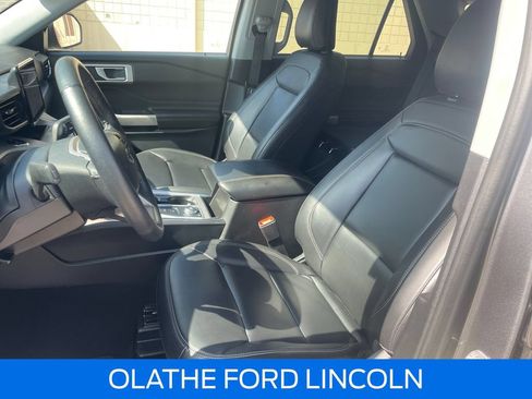Certified 2023 Ford Explorer XLT w/ Equipment Group 202A AWD/4WD image 19