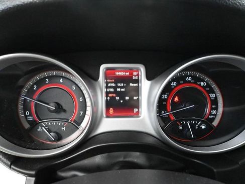 Used 2015 Dodge Journey SXT w/ Flexible Seating Group image 27