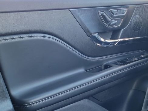 Certified 2024 Lincoln Corsair Premiere w/ Equipment Group 101A image 37