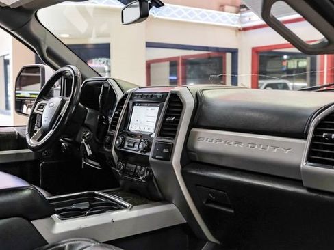 Used 2019 Ford F250 Lariat w/ Lariat Value Package image 15