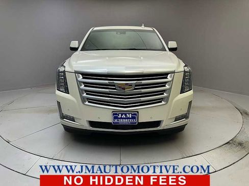 Used 2015 Cadillac Escalade Platinum image 8