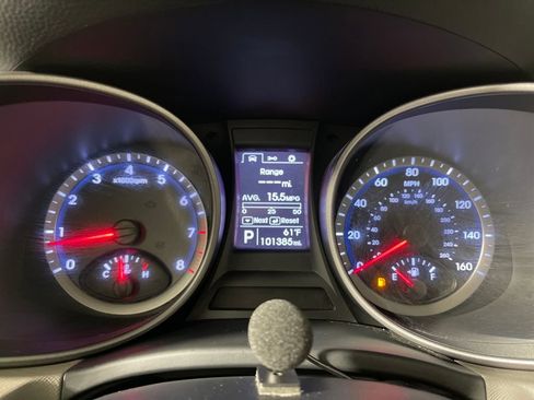 Used 2015 Hyundai Santa Fe Sport image 20