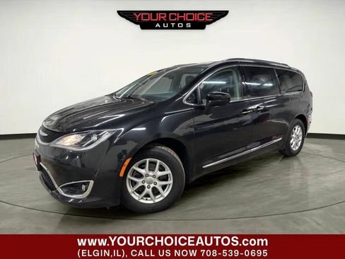 Used 2020 Chrysler Pacifica Touring-L FWD image 1