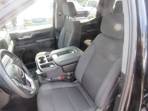 Used 2024 GMC Sierra 1500 Elevation AWD/4WD image 9