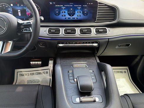 Used 2025 Mercedes-Benz GLS 450 4MATIC image 20