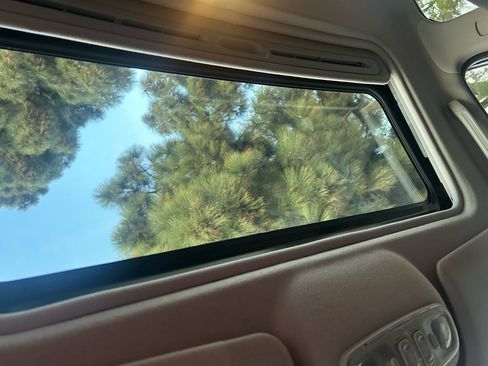 Used 2002 MAZDA Protege ES image 16