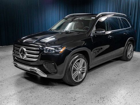 New 2026 Mercedes-Benz GLS 450 4MATIC image 1