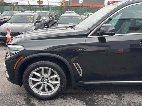 Used 2019 BMW X5 xDrive40i w/ Premium Package 2 AWD/4WD image 8