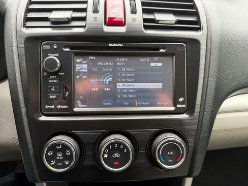 Used 2015 Subaru Forester 2.5i Premium AWD/4WD image 12