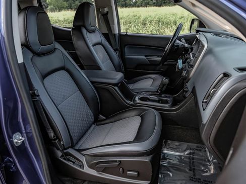 Used 2016 Chevrolet Colorado Z71 AWD/4WD image 41