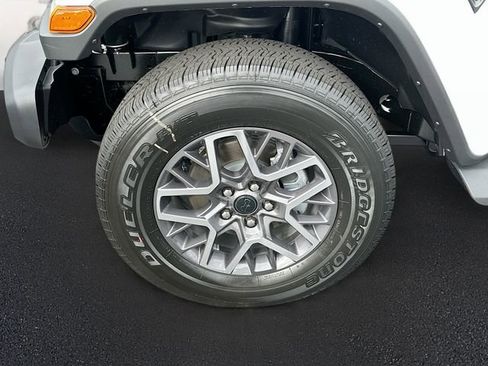 New 2026 Jeep Wrangler Sahara image 20