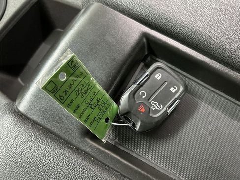 Used 2021 GMC Sierra 1500 SLE image 12