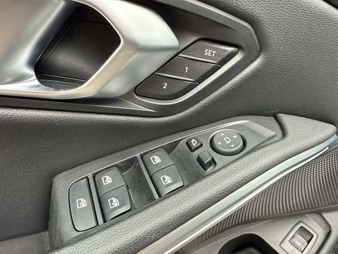 Used 2025 BMW 330i Sedan image 22