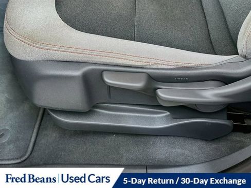Used 2020 Chevrolet Bolt LT FWD image 24
