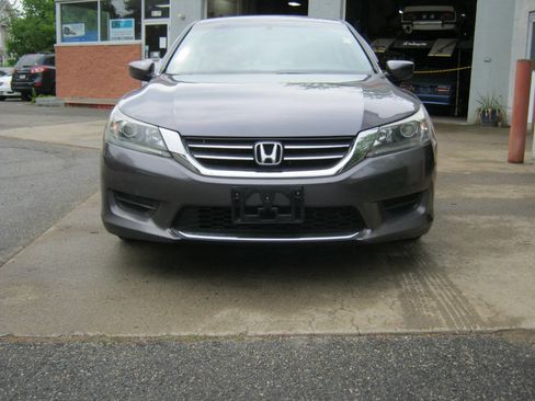 Used 2015 Honda Accord LX image 2