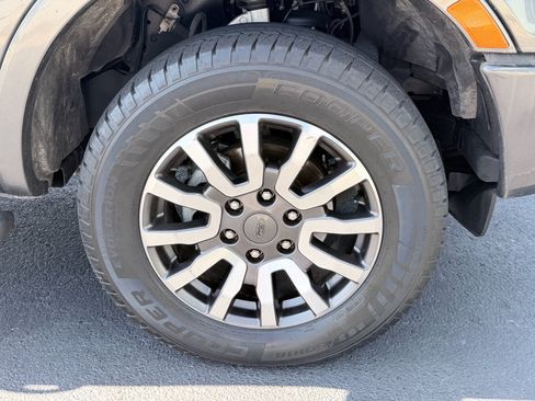 Used 2019 Ford Ranger XLT w/ Equipment Group 302A Luxury AWD/4WD image 32