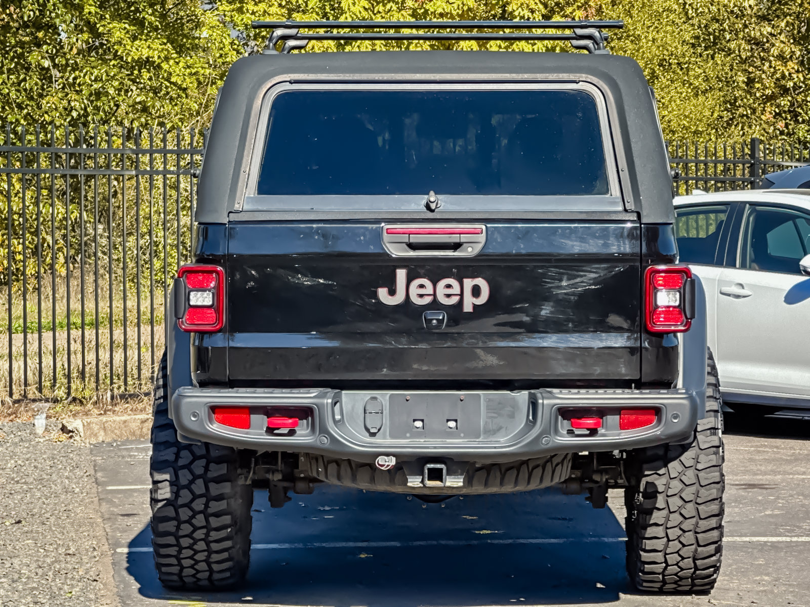 Used 2020 Jeep Gladiator Rubicon AWD/4WD image 4
