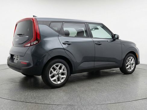 Used 2025 Kia Soul LX w/ LX Technology Package image 9