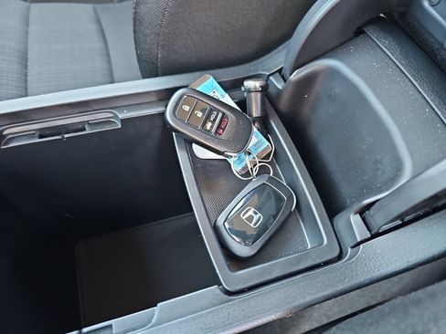 Used 2023 Honda Civic LX image 39