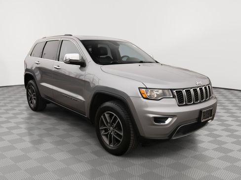 Used 2018 Jeep Grand Cherokee Limited image 1