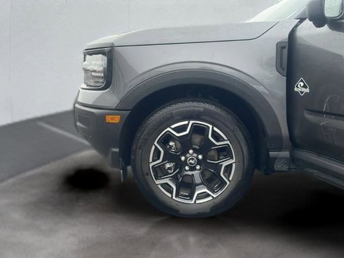Certified 2025 Ford Bronco Sport Outer Banks w/ Outer Banks Tech Package+ AWD/4WD image 25