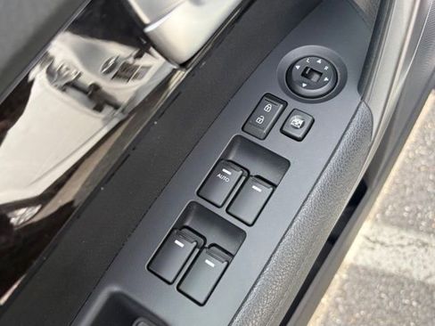 Used 2015 Kia Sorento LX AWD/4WD image 13