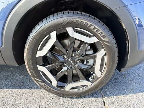 Used 2023 Kia Telluride S w/ S Sunroof Package FWD image 14