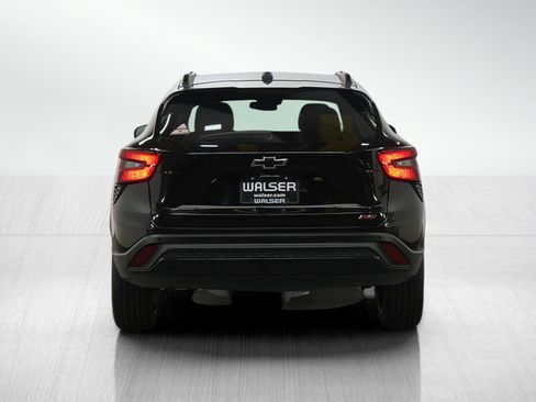 Used 2024 Chevrolet Trax RS image 4